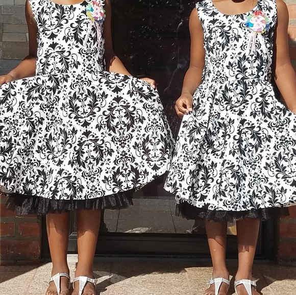 Girls Dress - Picture 3 of 3